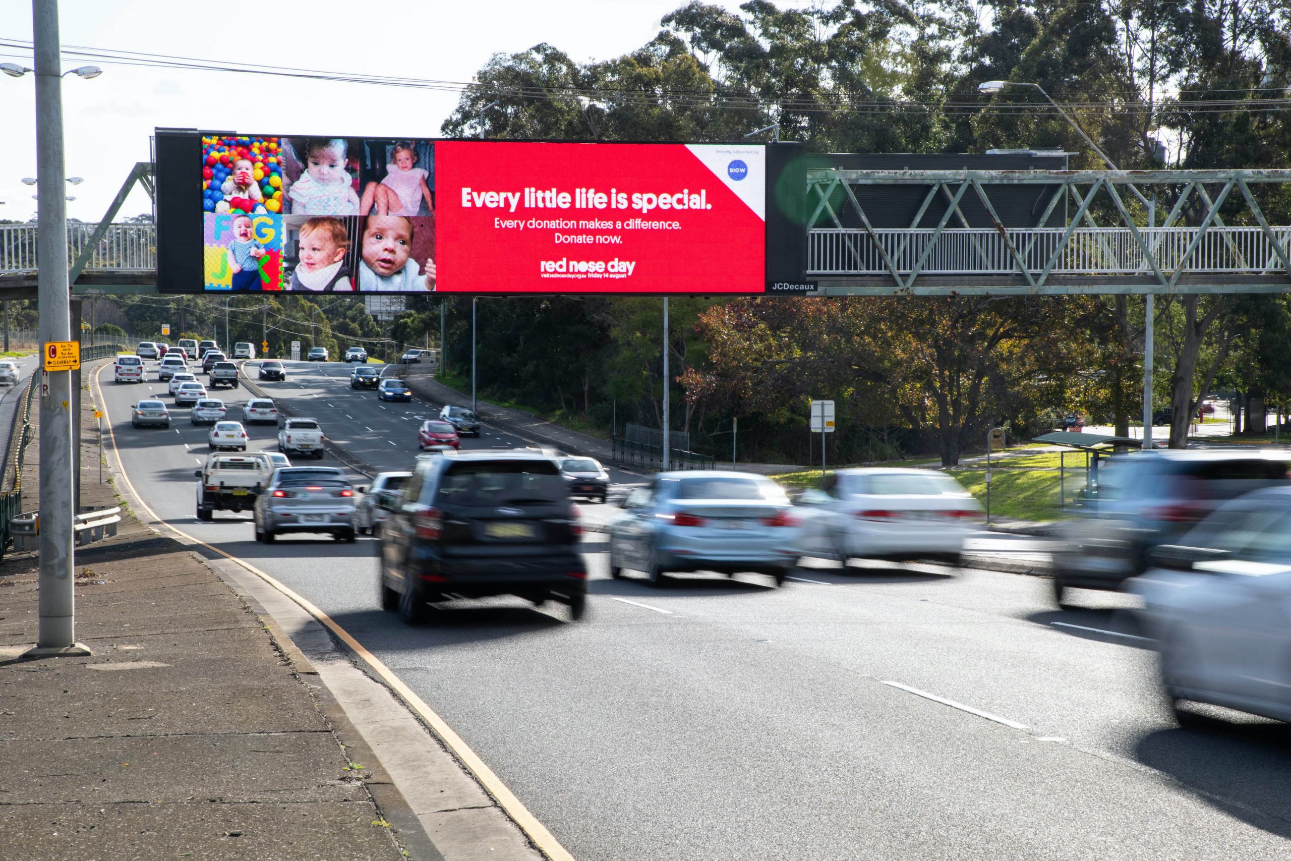 Jcdecaux Brings Real Red Nose Day Heroes To Life To Help Raise Funds For Sids B T
