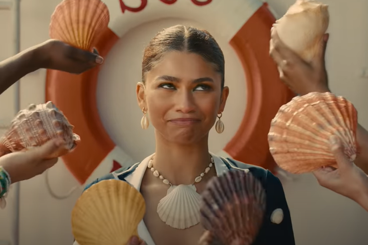 Zendaya Sells Sea Shells Down By The Sea Shore In Squarespace’s New Super B...