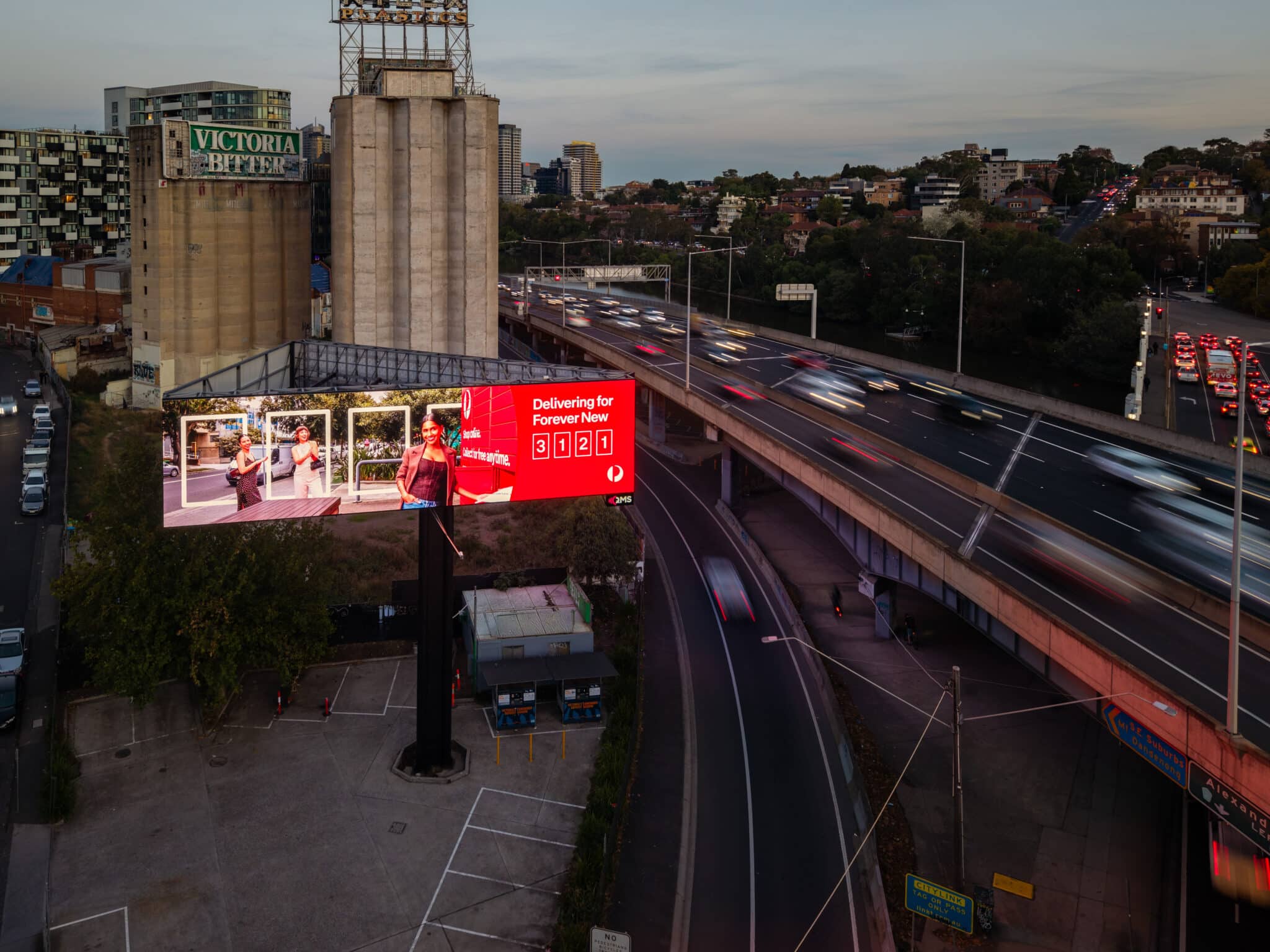 QMS Expands Melbourne Network With New Digital Citylink Sites