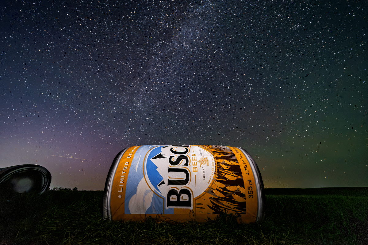 Busch Celebrates Farmers With Baleboards
