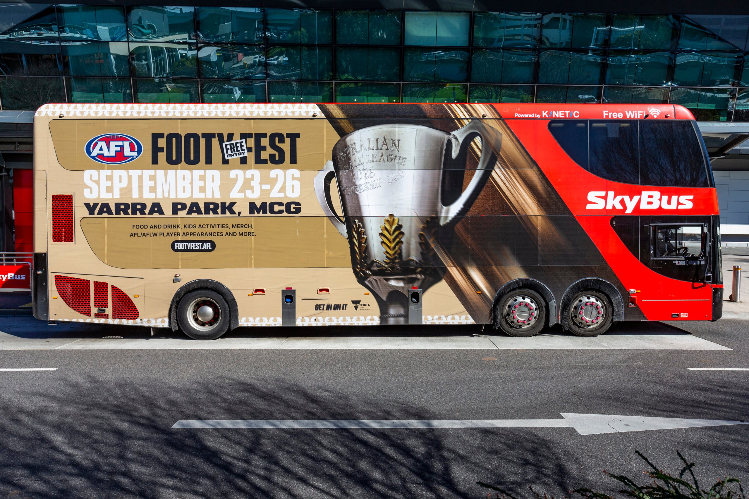 AFL, SkyBus와 GoTransit Media Group의 파트너십 활용 사례 대표 이미지